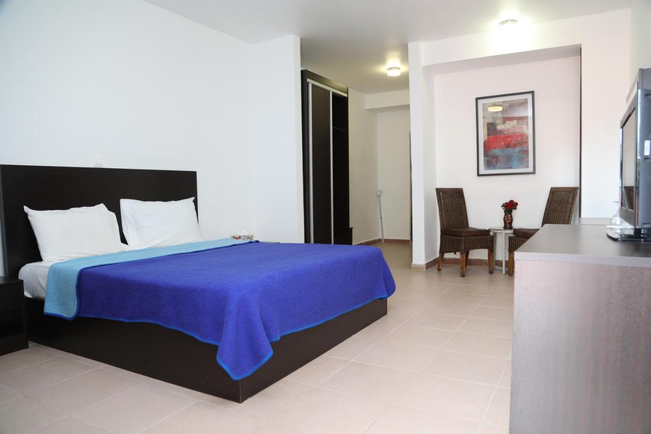 Riviera Taouyah Hotel Conakry Ngoại thất bức ảnh