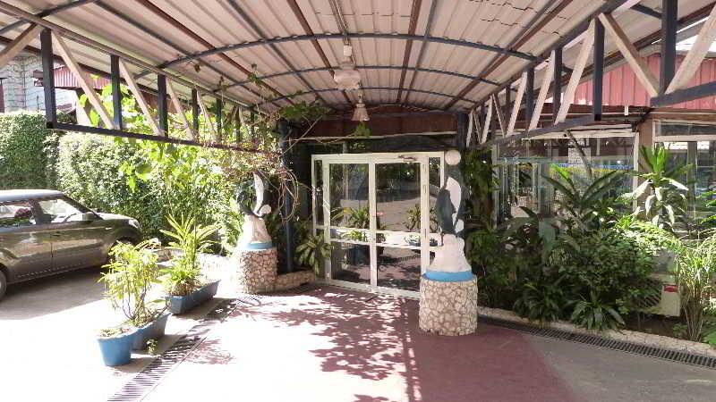 Riviera Taouyah Hotel Conakry Ngoại thất bức ảnh